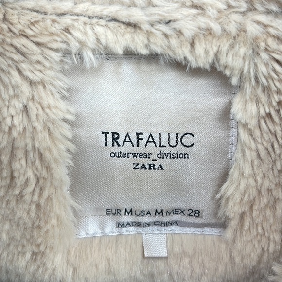 Zara Faux Fur Sherling Vest - Picture 2 of 4